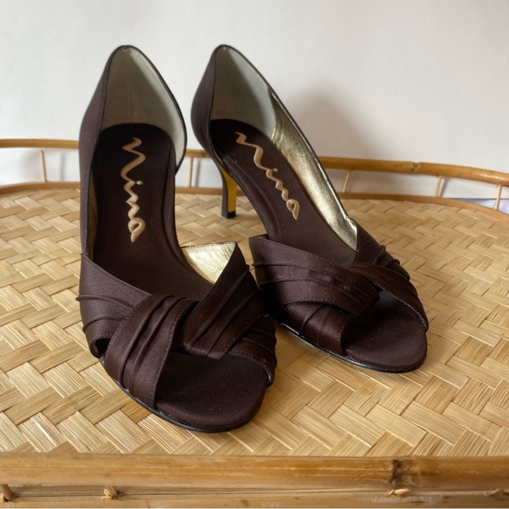 **********SOLD Nina Brown Women's Chocolate Satin
Formal Peep- Toed Kitten Heels